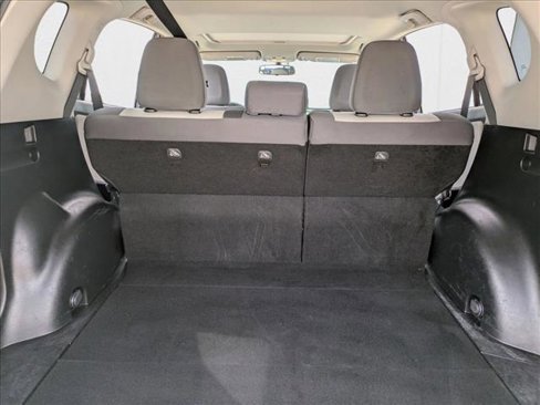 Used 2014 Toyota RAV4 XLE image 6