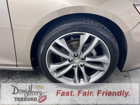 Used 2023 Chevrolet Malibu LT w/ Driver Confidence Package image 19