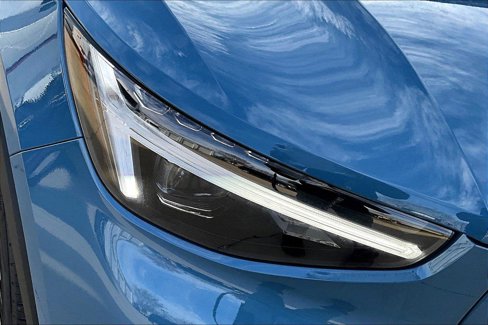 New 2024 Volvo XC40 Recharge Plus w/ Protection Package Premier image 14