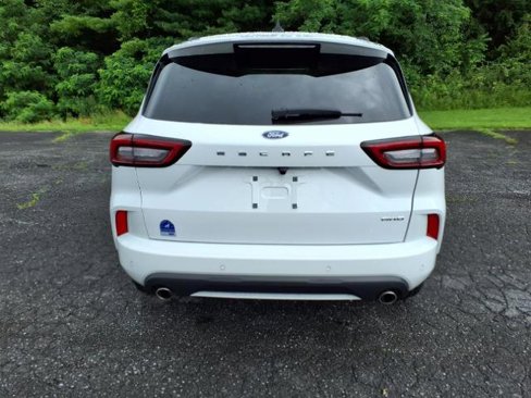 Certified 2023 Ford Escape ST-Line w/ Tech Pack #1 image 3