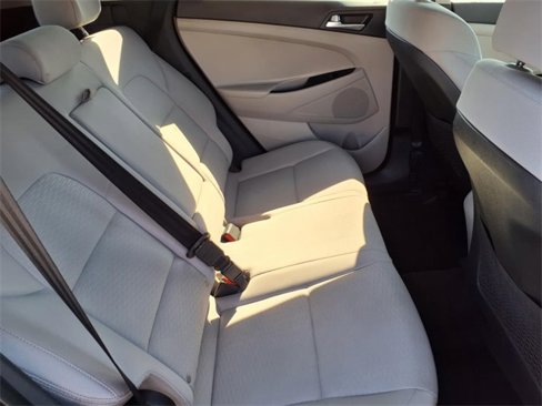 Used 2019 Hyundai Tucson SE image 23