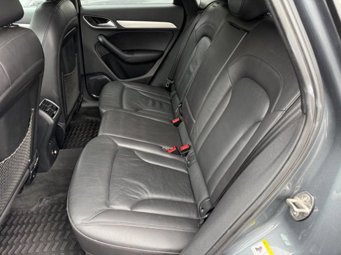 Used 2017 Audi Q3 2.0T Prestige w/ Prestige Package image 11