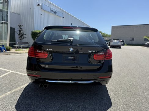 Used 2015 BMW 328i xDrive Wagon image 4
