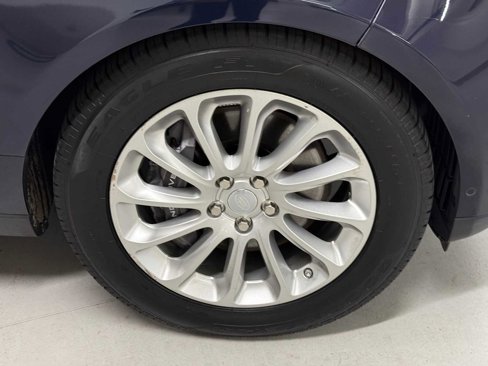 Used 2019 Land Rover Range Rover HSE image 8