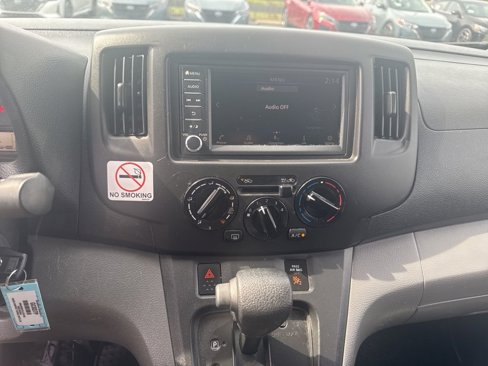 Used 2020 Nissan NV200 SV w/ Back Door Glass Package image 11