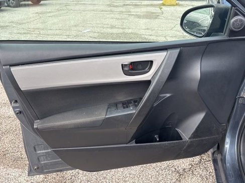 Used 2017 Toyota Corolla L image 10