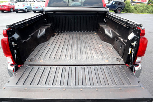 Used 2019 Toyota Tacoma SR5 image 28