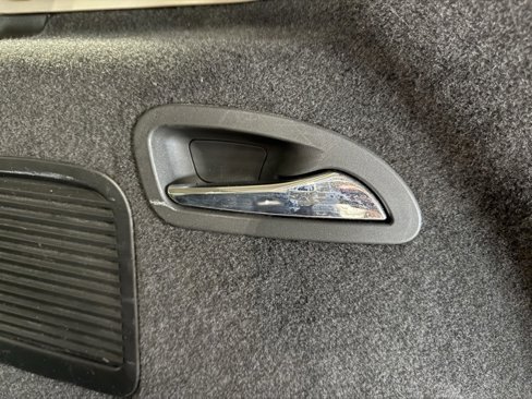 Used 2018 Buick Envision Essence image 36