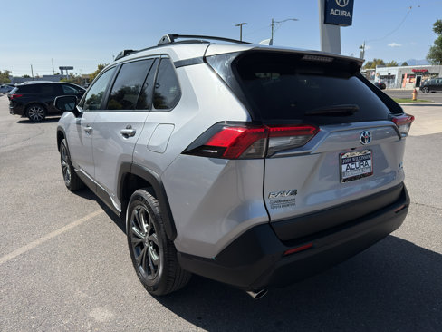 Used 2023 Toyota RAV4 XLE Premium image 5