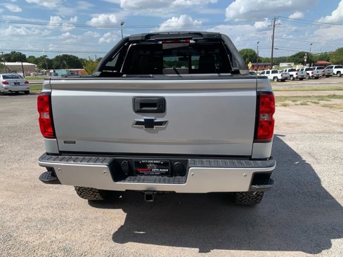 Used 2017 Chevrolet Silverado 1500 LT w/ LT Convenience Package image 8