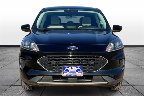 Used 2021 Ford Escape SE image 3