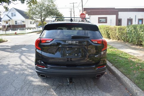 Used 2020 GMC Terrain SLT w/ Preferred Package image 6