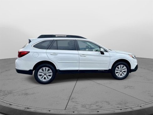 Used 2017 Subaru Outback 2.5i Premium image 36