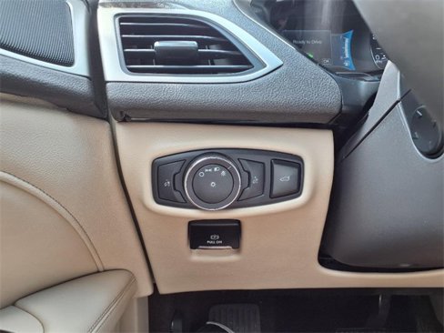 Used 2019 Lincoln MKZ Reserve image 13