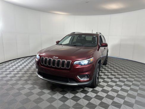 Used 2019 Jeep Cherokee Limited image 2