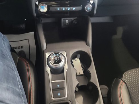 New 2025 Ford Escape ST-Line w/ Equipment Group 301A image 11