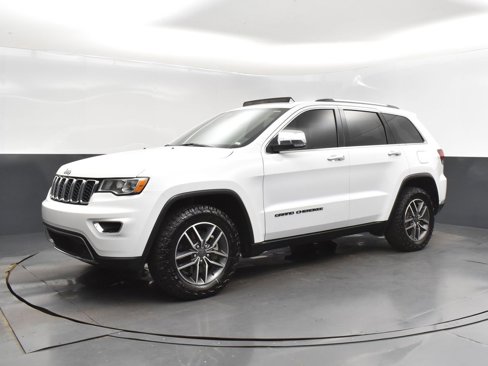 Used 2021 Jeep Grand Cherokee Limited w/ Luxury Group II image 3
