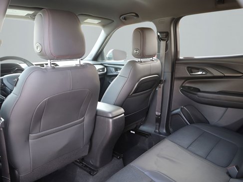 Used 2023 Chevrolet TrailBlazer RS image 28