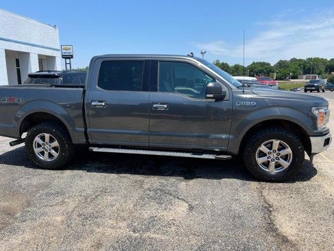 Used 2018 Ford F150 XLT w/ Equipment Group 302A Luxury image 2