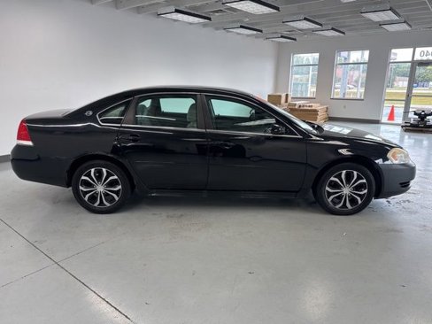 Used 2010 Chevrolet Impala LS image 12