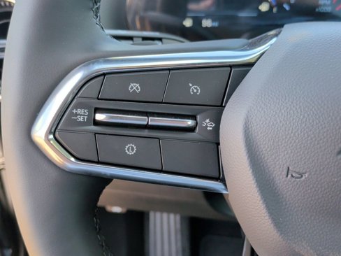 New 2026 Chevrolet Equinox LT w/ Convenience Package II image 17