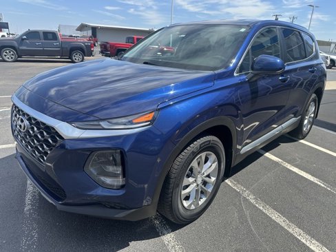 Used 2020 Hyundai Santa Fe SE image 3