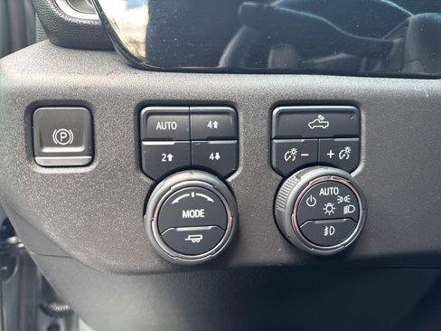 Certified 2024 Chevrolet Silverado 1500 LT Trail Boss image 27