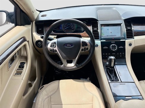 Used 2017 Ford Taurus Limited image 25