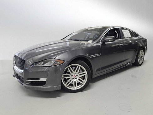 Used 2019 Jaguar XJ R-Sport image 3