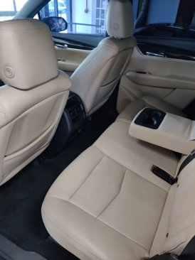 Used 2017 Cadillac XT5 FWD image 16