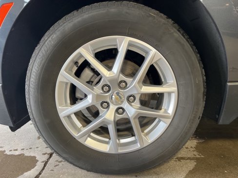 Used 2022 Chevrolet Equinox LT image 9