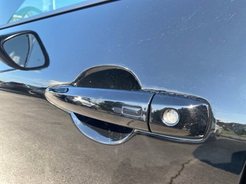 Used 2022 Nissan Rogue SV image 36