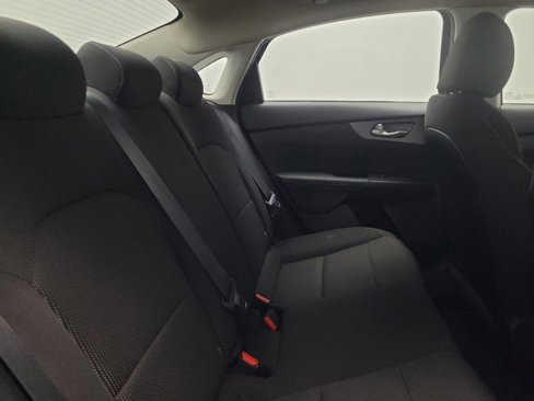 Used 2019 Kia Forte LXS image 19