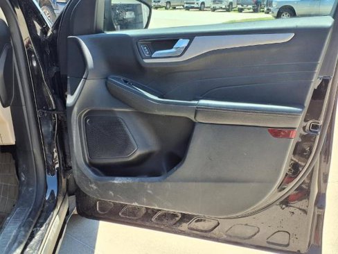 Used 2022 Ford Escape SEL image 11