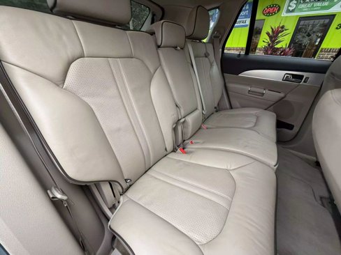 Used 2013 Lincoln MKX FWD image 12