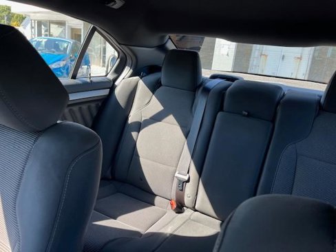 Used 2013 Ford Taurus SEL image 7