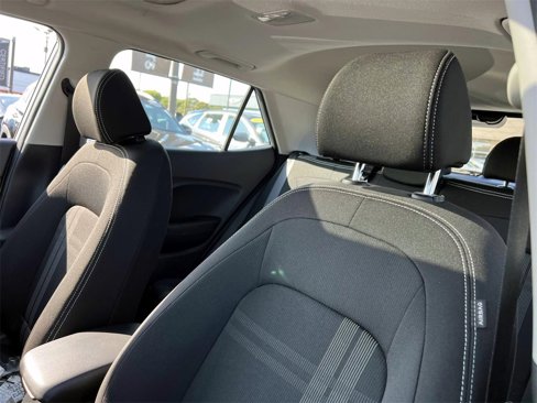 Certified 2023 Hyundai Venue SEL image 12
