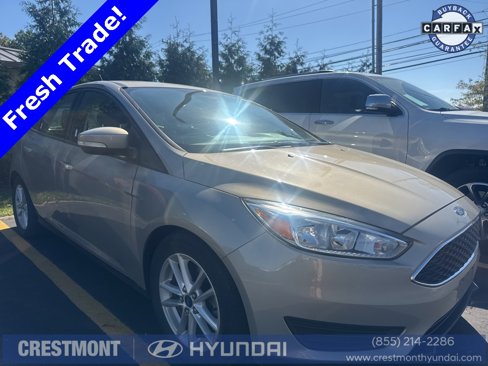 Used 2015 Ford Focus SE image 2