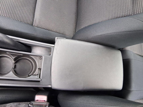Used 2013 MAZDA MAZDA3 i SV image 29