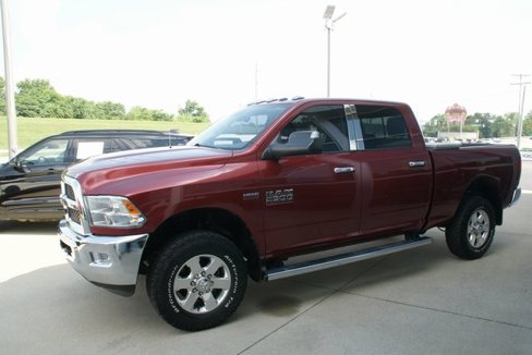 Used 2015 RAM 2500 SLT w/ Luxury Group image 5