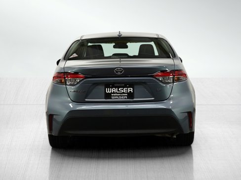 Used 2024 Toyota Corolla LE image 4
