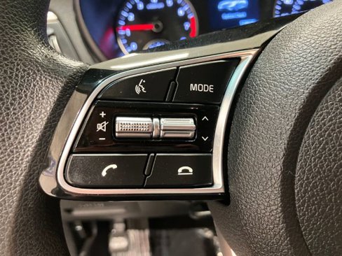 Used 2019 Kia Optima LX image 19