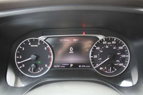 Used 2023 Nissan Rogue SV image 29