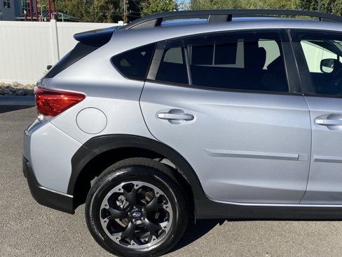 Used 2021 Subaru Crosstrek 2.0i image 6