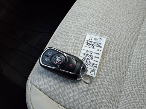 Used 2021 Buick Encore GX Preferred w/ Cold Weather Comfort Package image 11