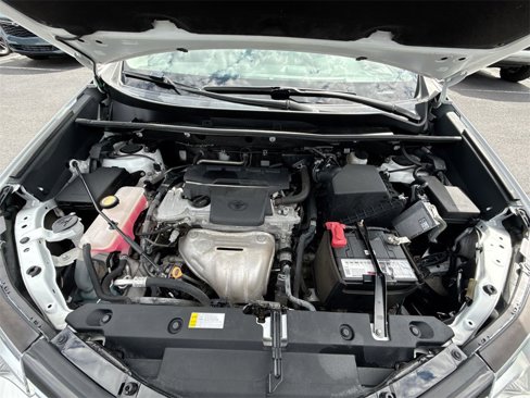 Used 2018 Toyota RAV4 XLE image 32