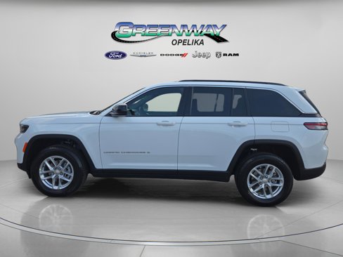 New 2025 Jeep Grand Cherokee Laredo X image 3
