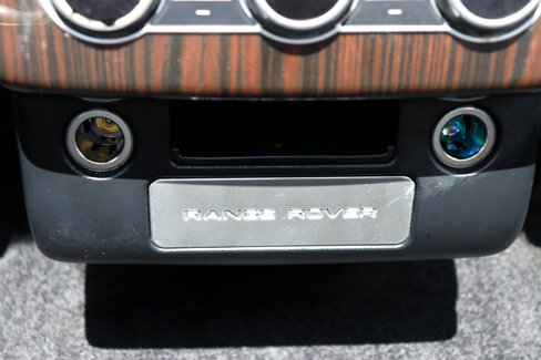 Used 2017 Land Rover Range Rover Supercharged image 24