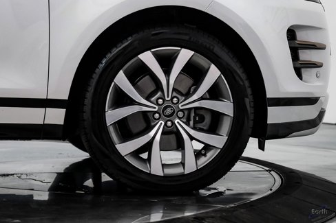 Used 2023 Land Rover Range Rover Evoque R-Dynamic S image 65