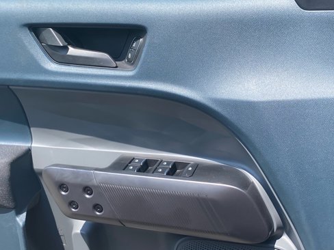 New 2025 Ford Maverick XL image 14